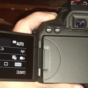 Canon eos 850d ef-s is stm kit